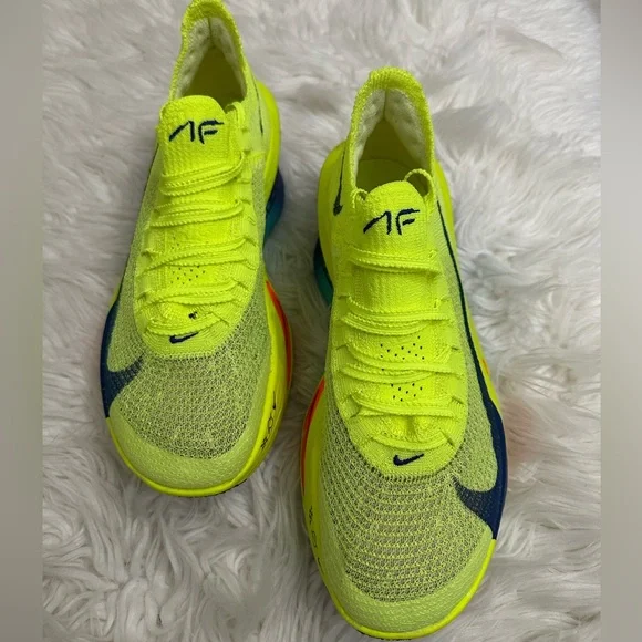 Men’s Nike Alphafly 3 with Bag - Picture 3 of 9